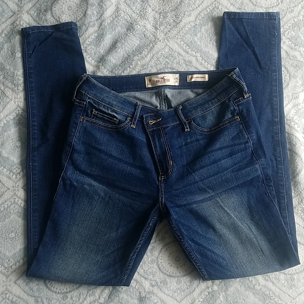 Hollister skinny jeans